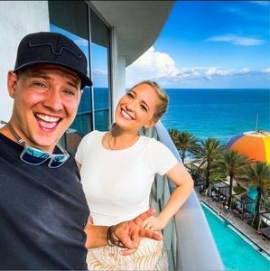 Meet your Posher, Jason